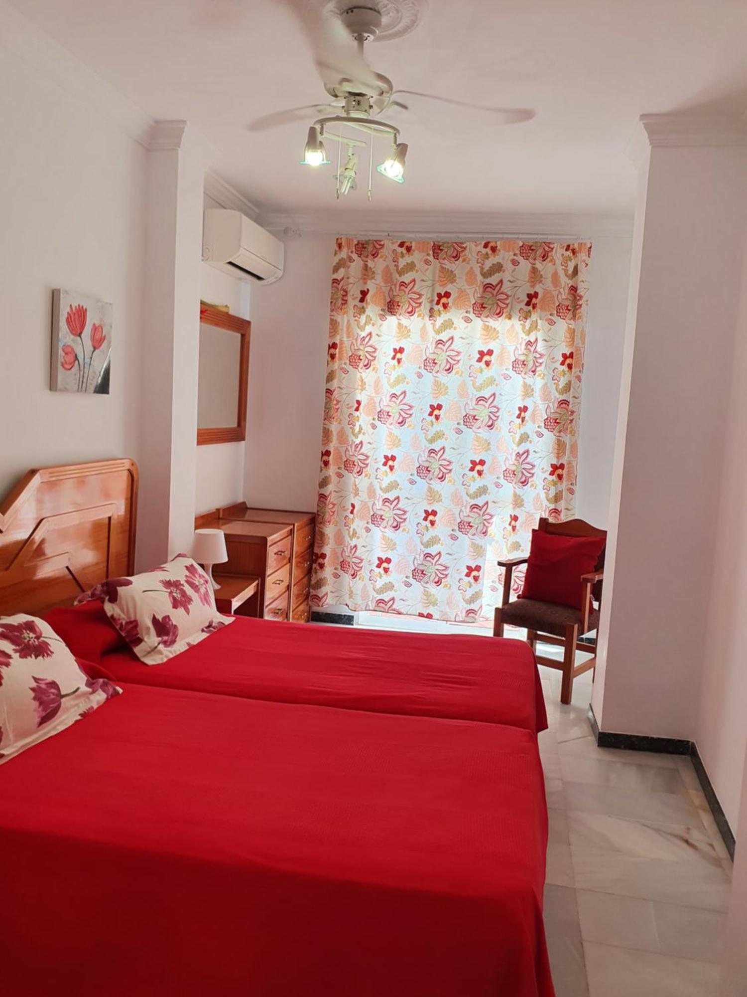 Rico Apartaments Animas Nerja Værelse billede