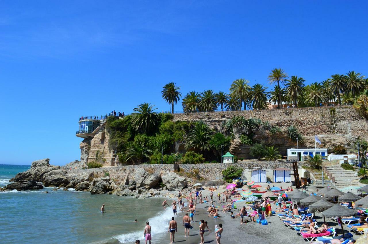 Rico Apartaments Animas Nerja Eksteriør billede